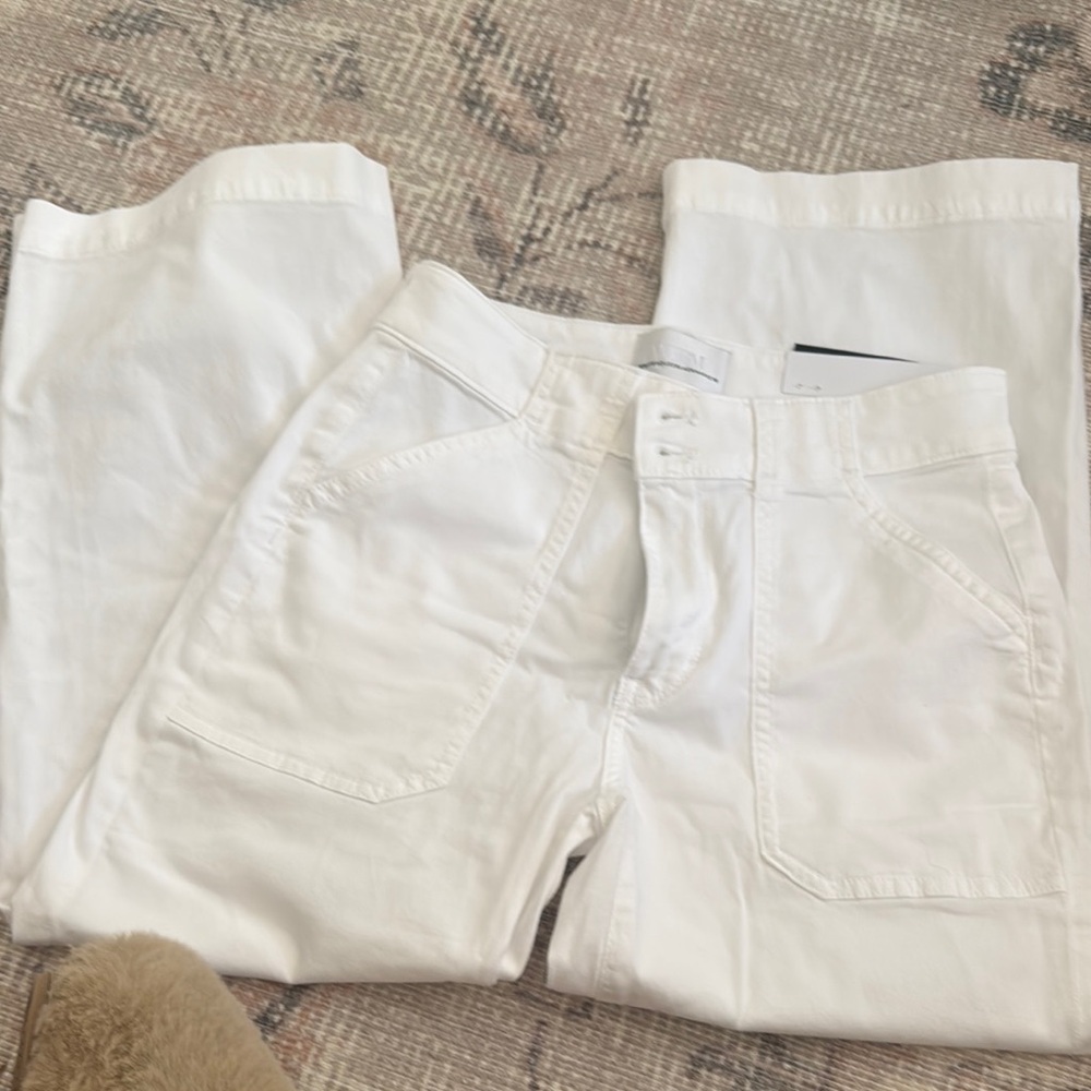 White House Black Market Women's White Straight Leg Jeans